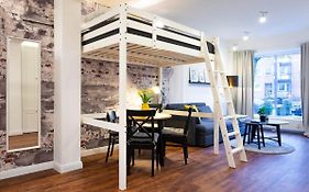 Shabby Chic Apartment In Ideal Location